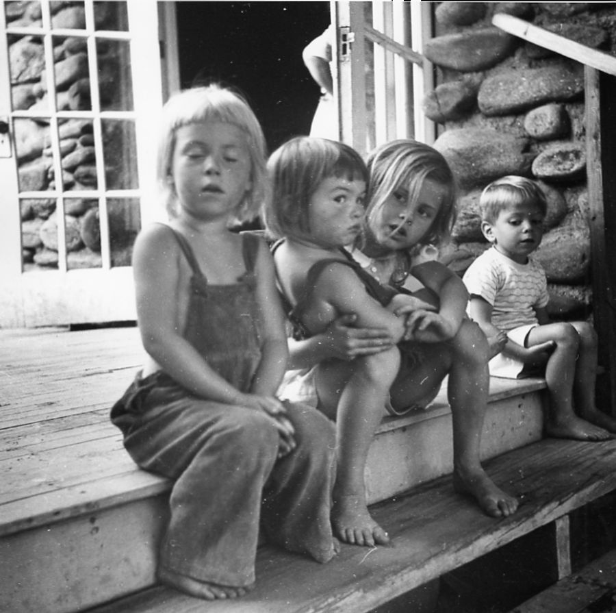 Corkran children at Black Mountain College.