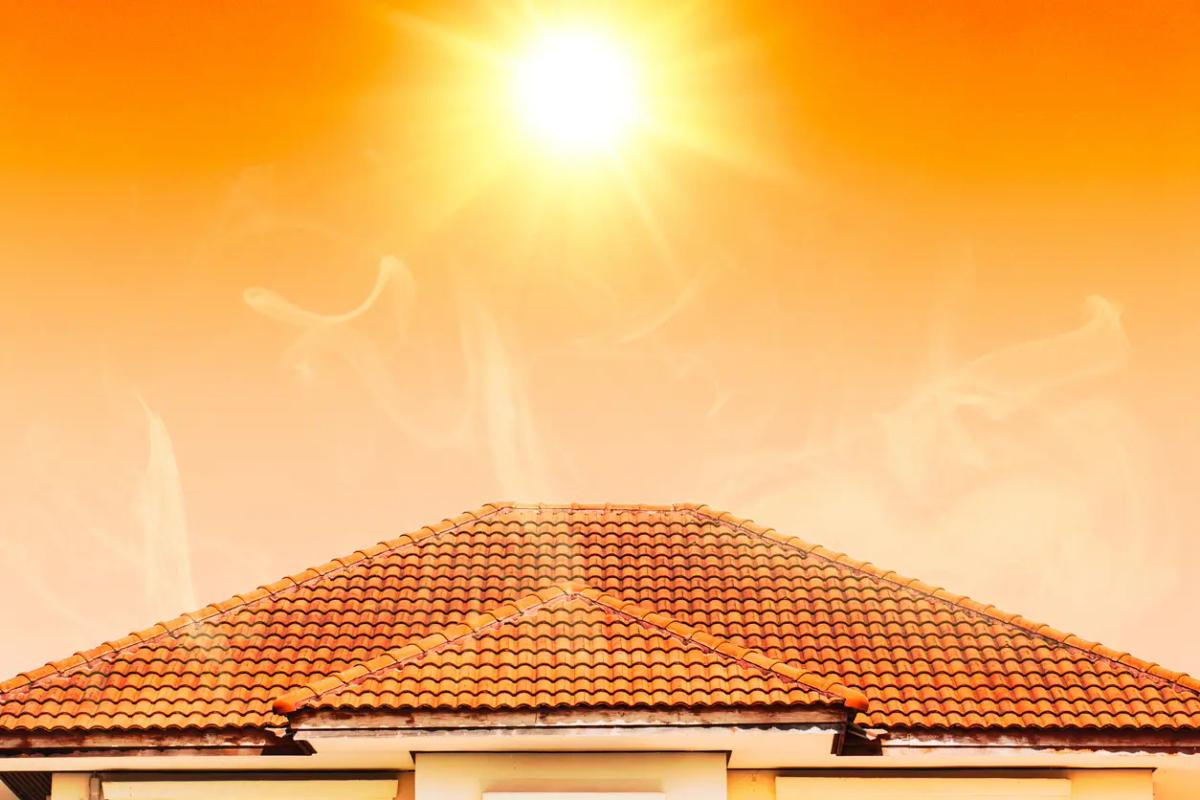 Does Heat Affect Roofs? Learn How High Temperatures Can Impact Yours