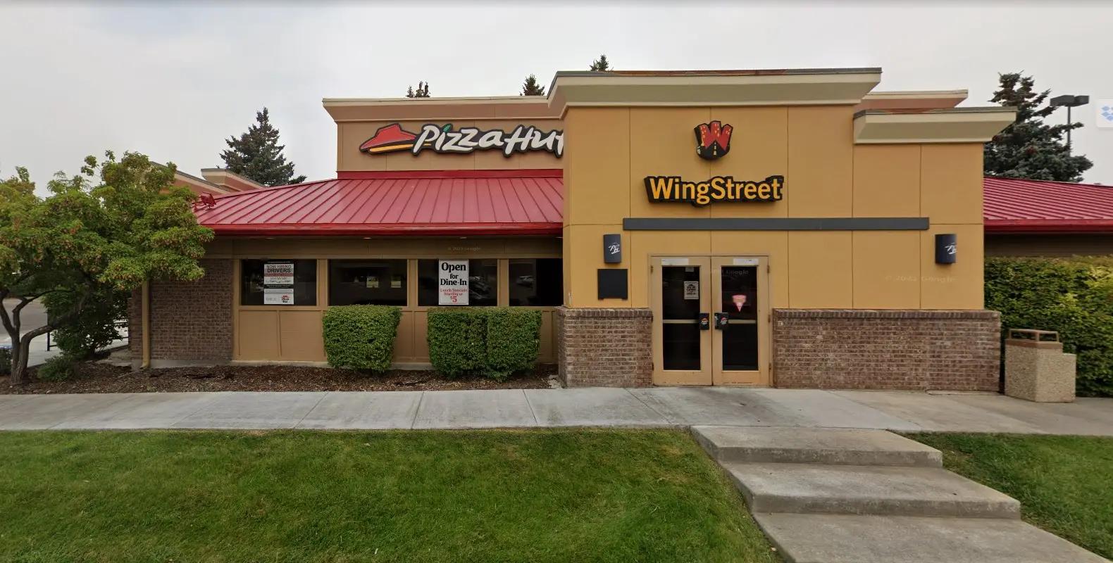 Pizza Hut commercial roofing by Roof Rescue