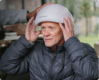 Neuradiant 1070 — 1070nm Photobiomodulation Helmet