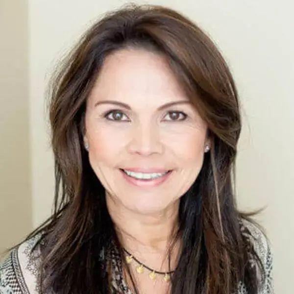 Dr. Gloria Patricia Avvocato