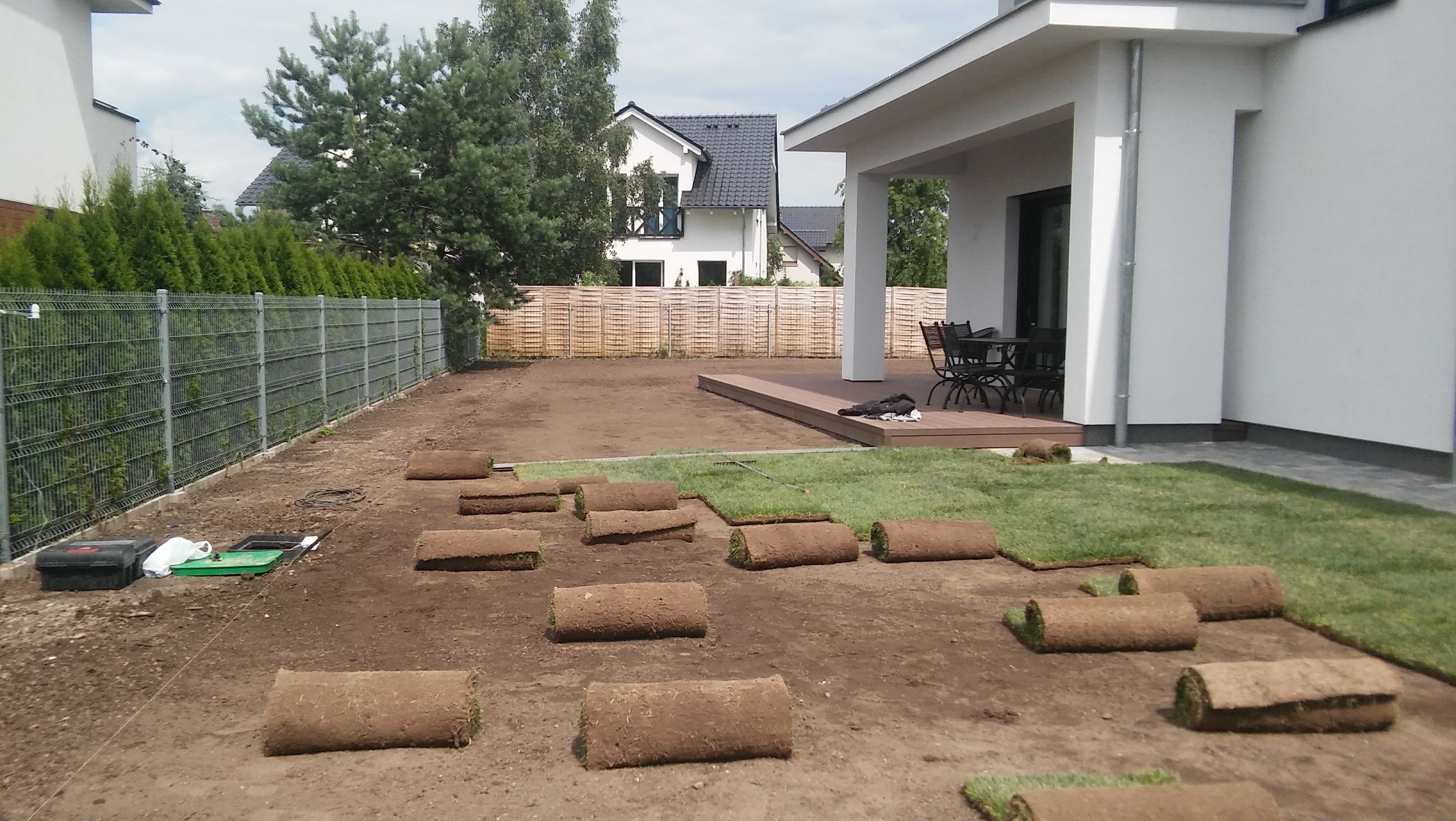 image-242f9c4f91e0608bd894f46bf42e55cf4fe328ea-3264x1840-jpg