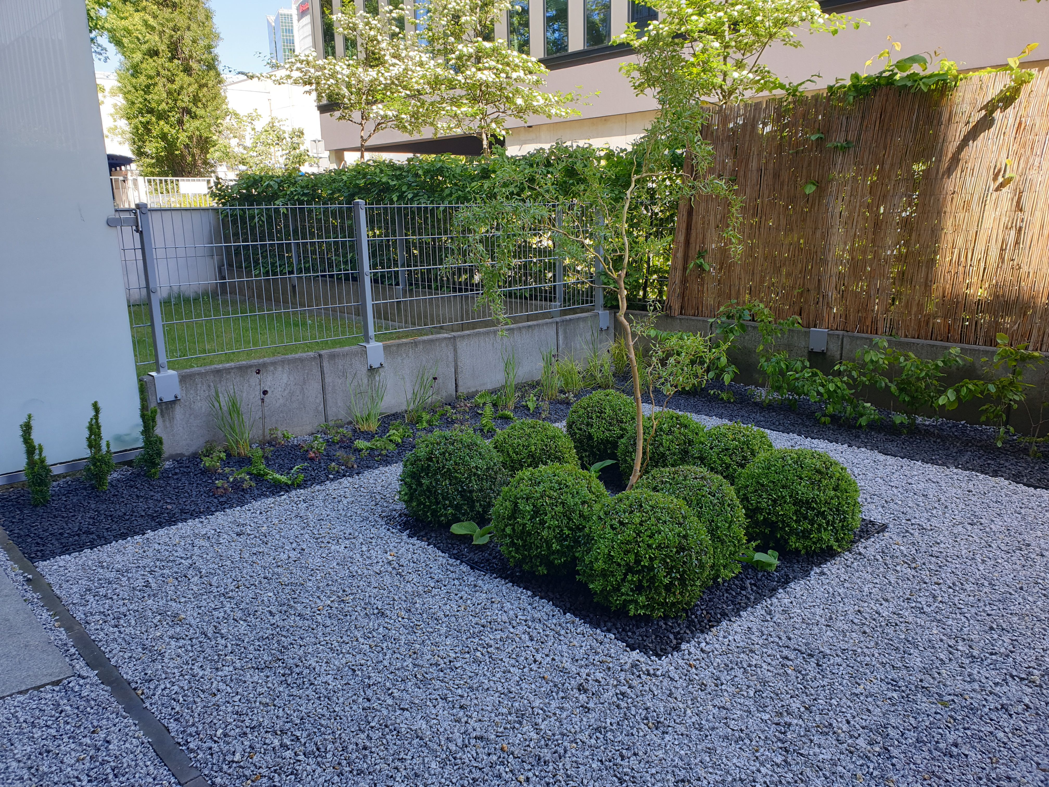 image-7f7ccc98ef46a21da5dae2777042834fff2188a7-4032x3024-jpg