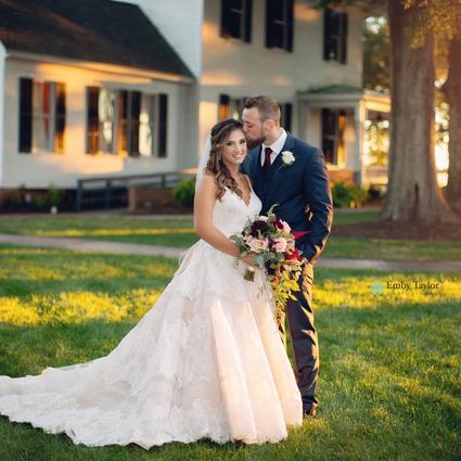 Bruno Wedding Flower Arrangement Examples