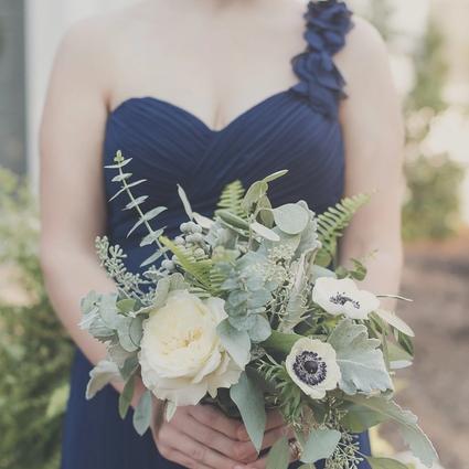 Glass Wedding Flower Arrangement Examples