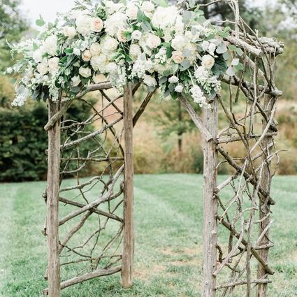 Osian Wedding Flower Arrangement Examples