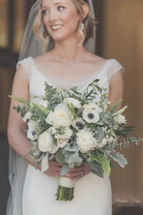 Glass Wedding Flower Arrangement Examples