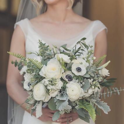 Glass Wedding Flower Arrangement Examples