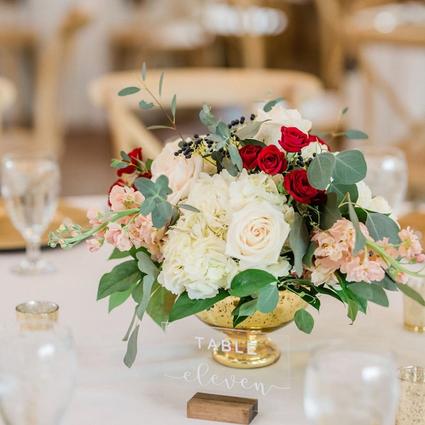 Osian Wedding Flower Arrangement Examples