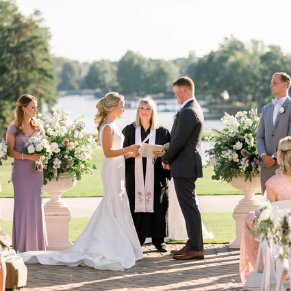 Shobe Wedding Flower Arrangement Examples