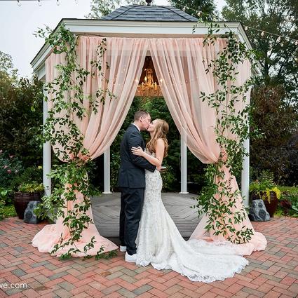 Gogola Wedding Flower Arrangement Examples