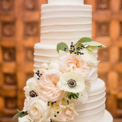 Osian Wedding Flower Arrangement Examples