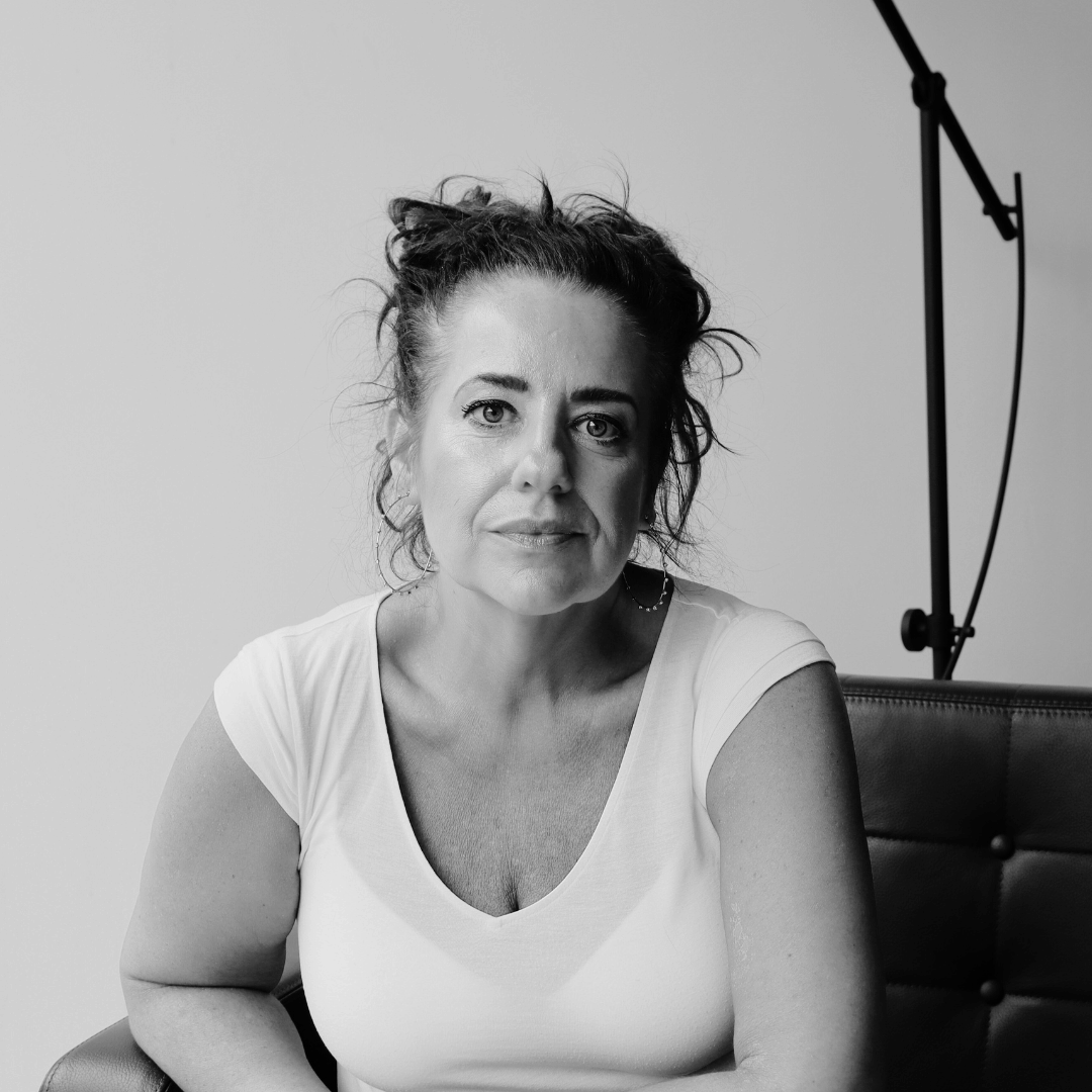 Sharon Palmer, Fostr