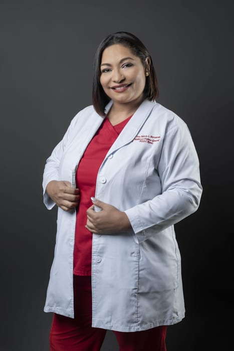 Dra. Nancy Lopez Berroteran - en OdontoMédica