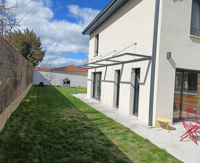 Pergola sur-mesure réalisé par DeniSoudure à Roanne