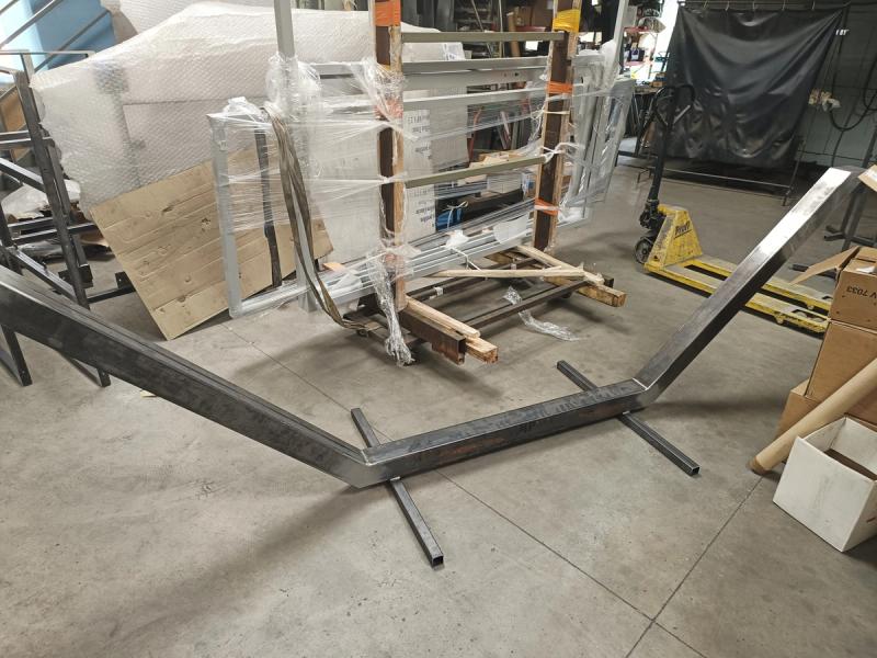 Table-basse sur-mesure réalisé par DeniSoudure à Roanne
