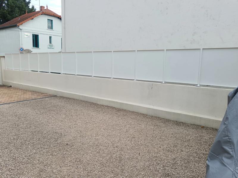 Brise-vue sur-mesure réalisé par DeniSoudure à Roanne