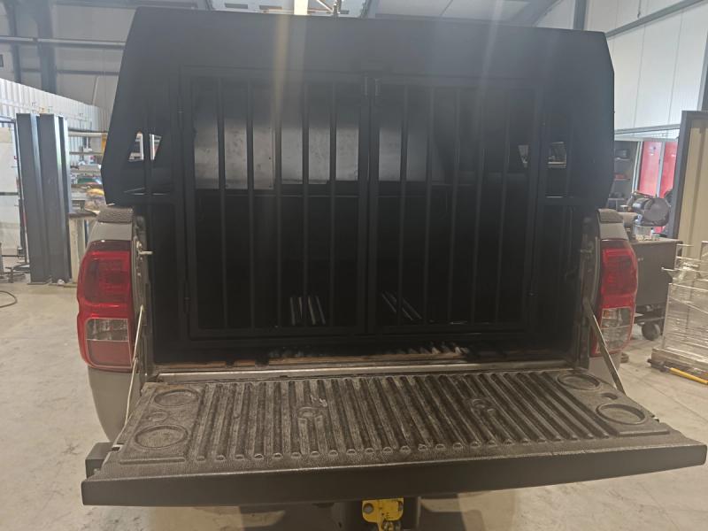 Caisse à chien sur-mesure réalisé par DeniSoudure à Roanne
