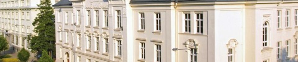 Факультеты и специальности