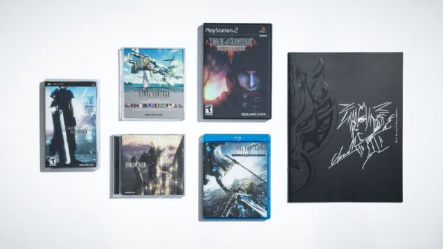 Спустя почти 10 лет после выпуска Final Fantasy 7 Square превратила ее в собственную франшизу с сопутствующими играми, книгами, журналами, сувенирами и даже фильмом. | Фотограф: Джонатан Кастильо.