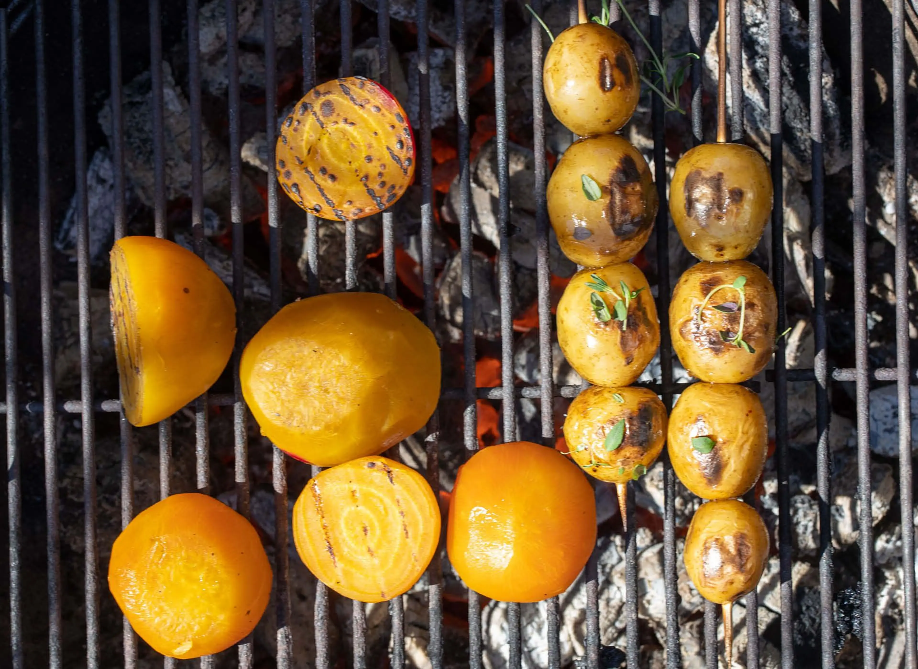 Poteter på grillen