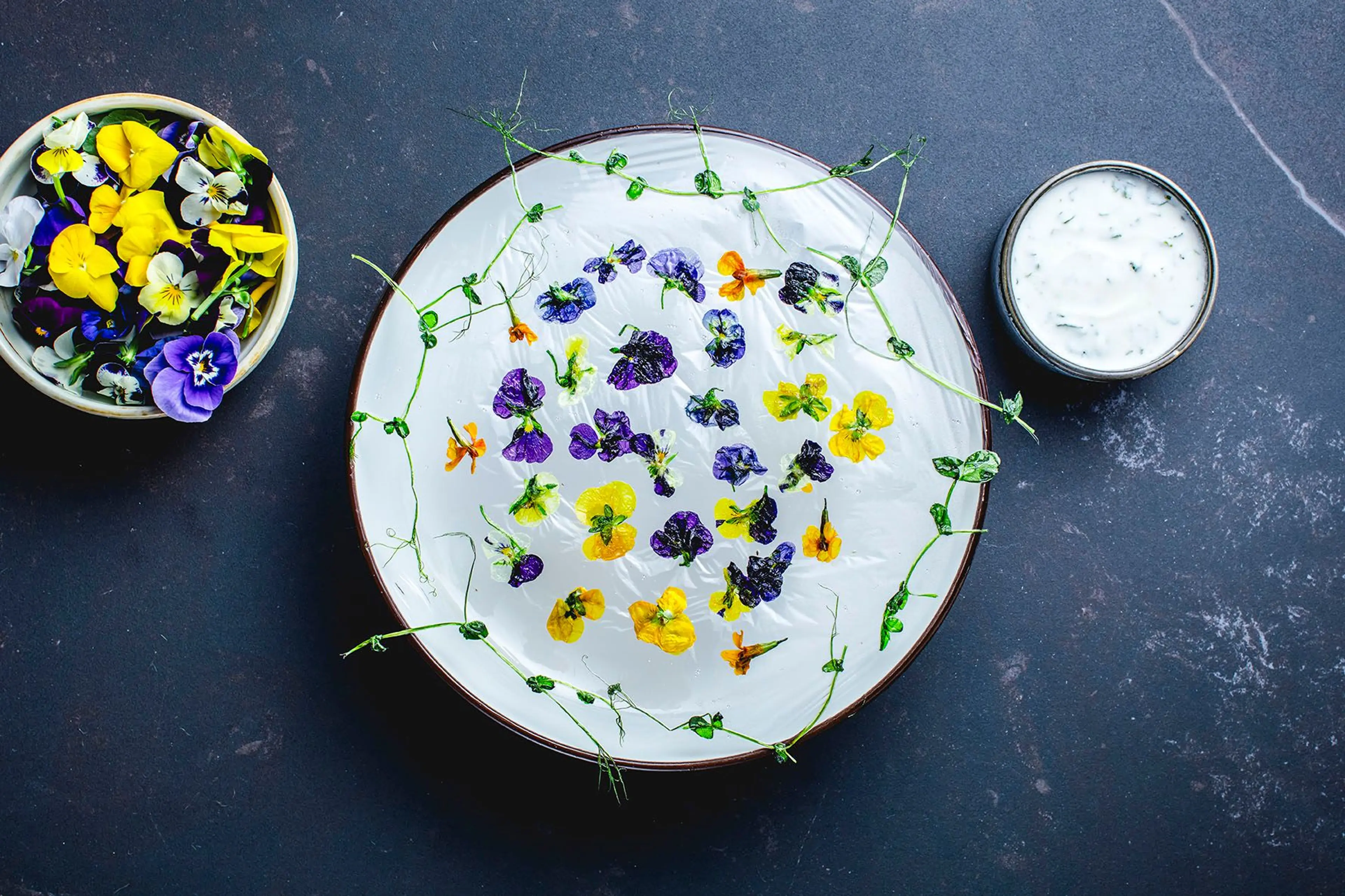 Blomsterchips laget i mikroen