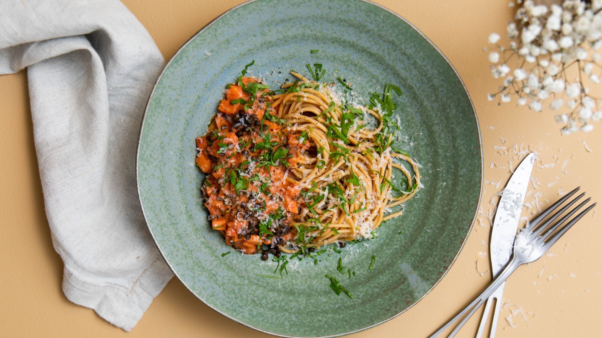 Linseragout med linguine og Tanelli ost