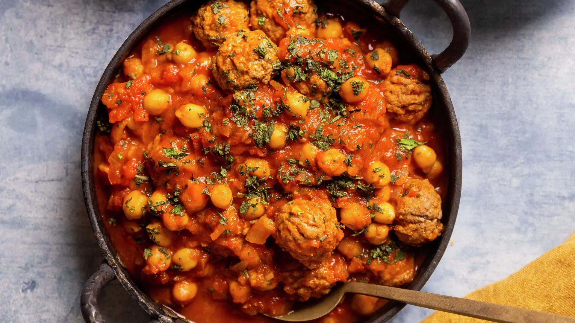 Ras el Hanout: En Verdensomspændende Krydderi Oplevelse