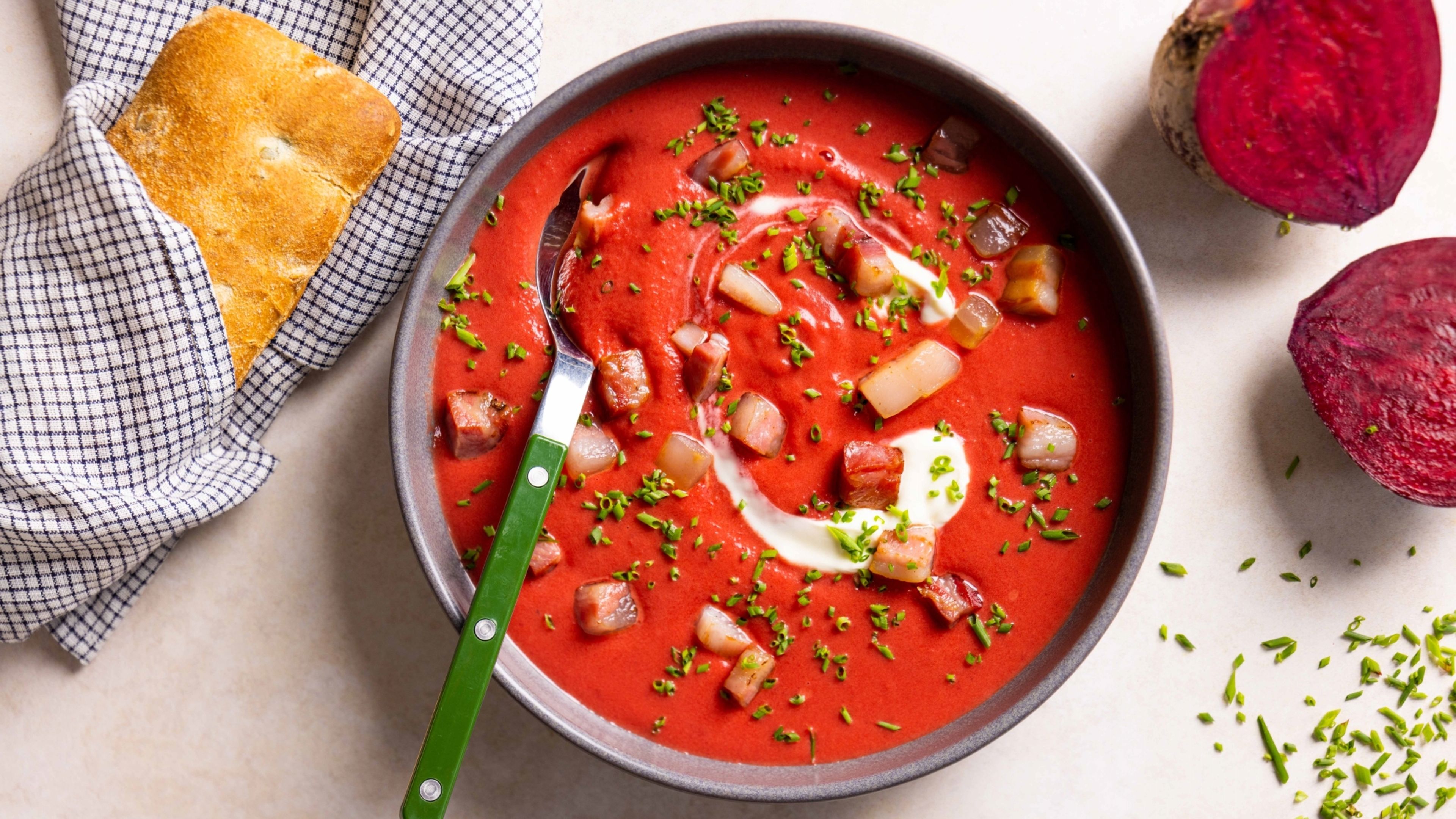 Rødbedesuppe med pancetta