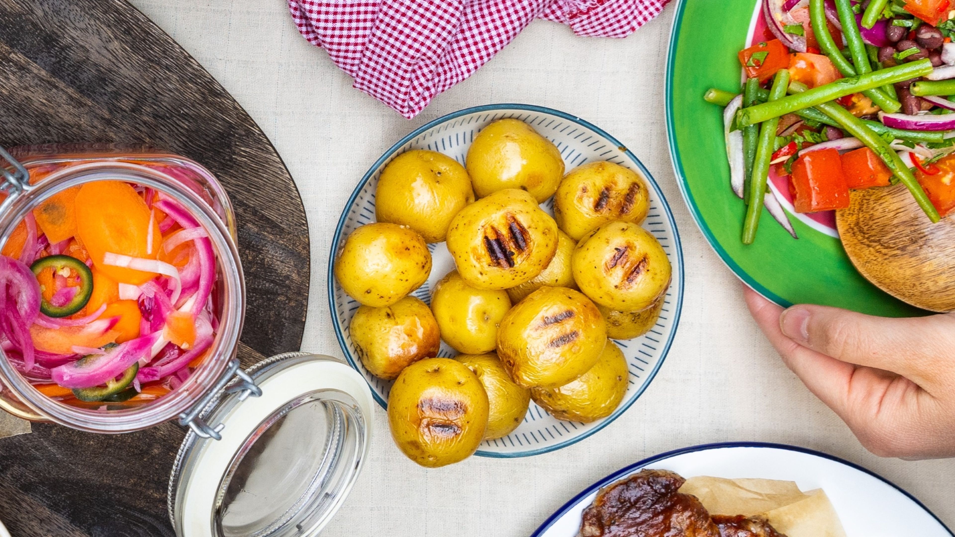 Grillede kartofler som grilltilbehør