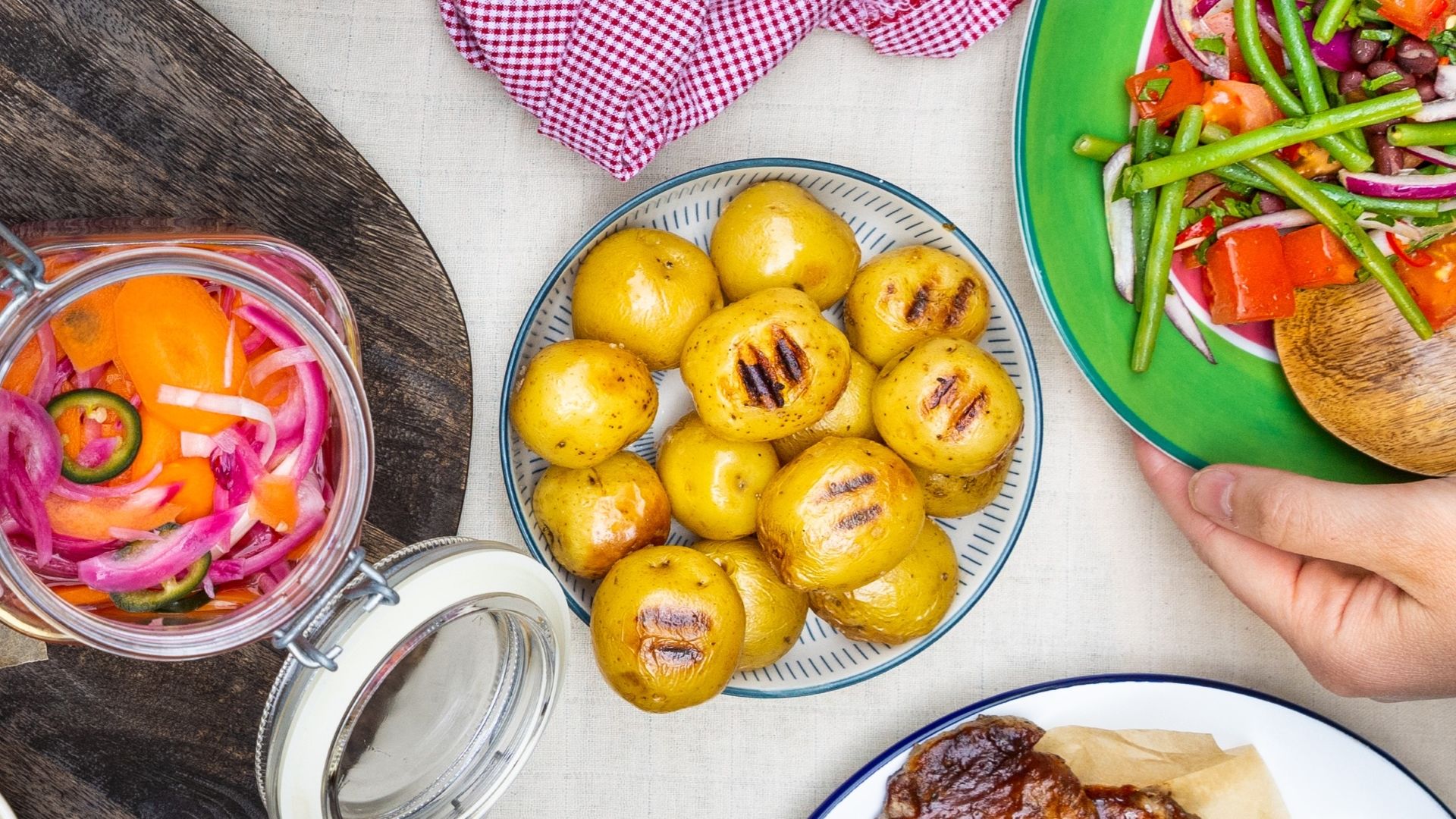 Grillede kartofler som grilltilbehør