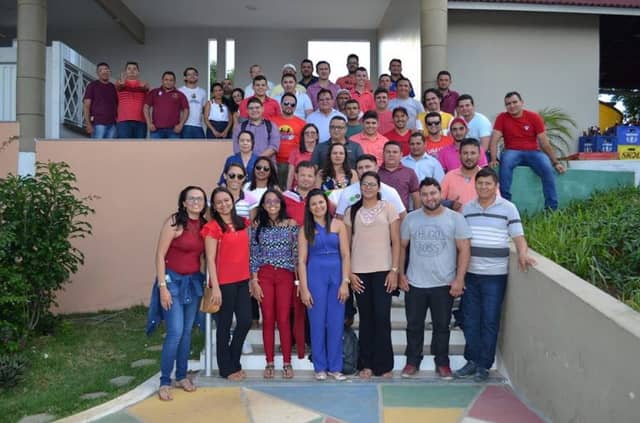 Equipe técnica do CEALTRU reunida