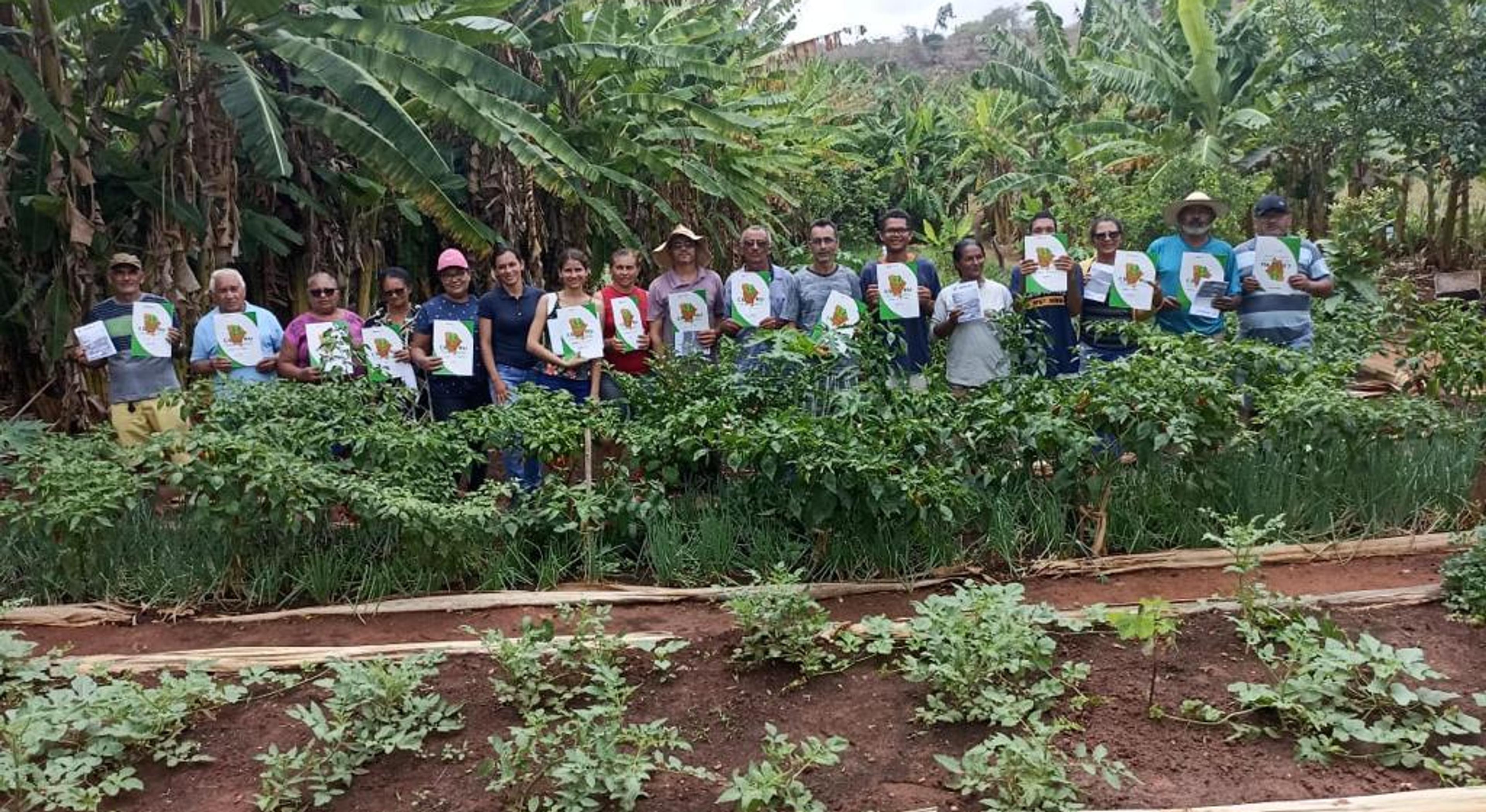CEALTRU, ATRAVÉS DE SUA EQUIPE TÉCNICA, PROMOVE DIA DE CAMPO NO MUNICÍPIO DE ALTANEIRA, NA COMUNIDADE TABOQUINHA