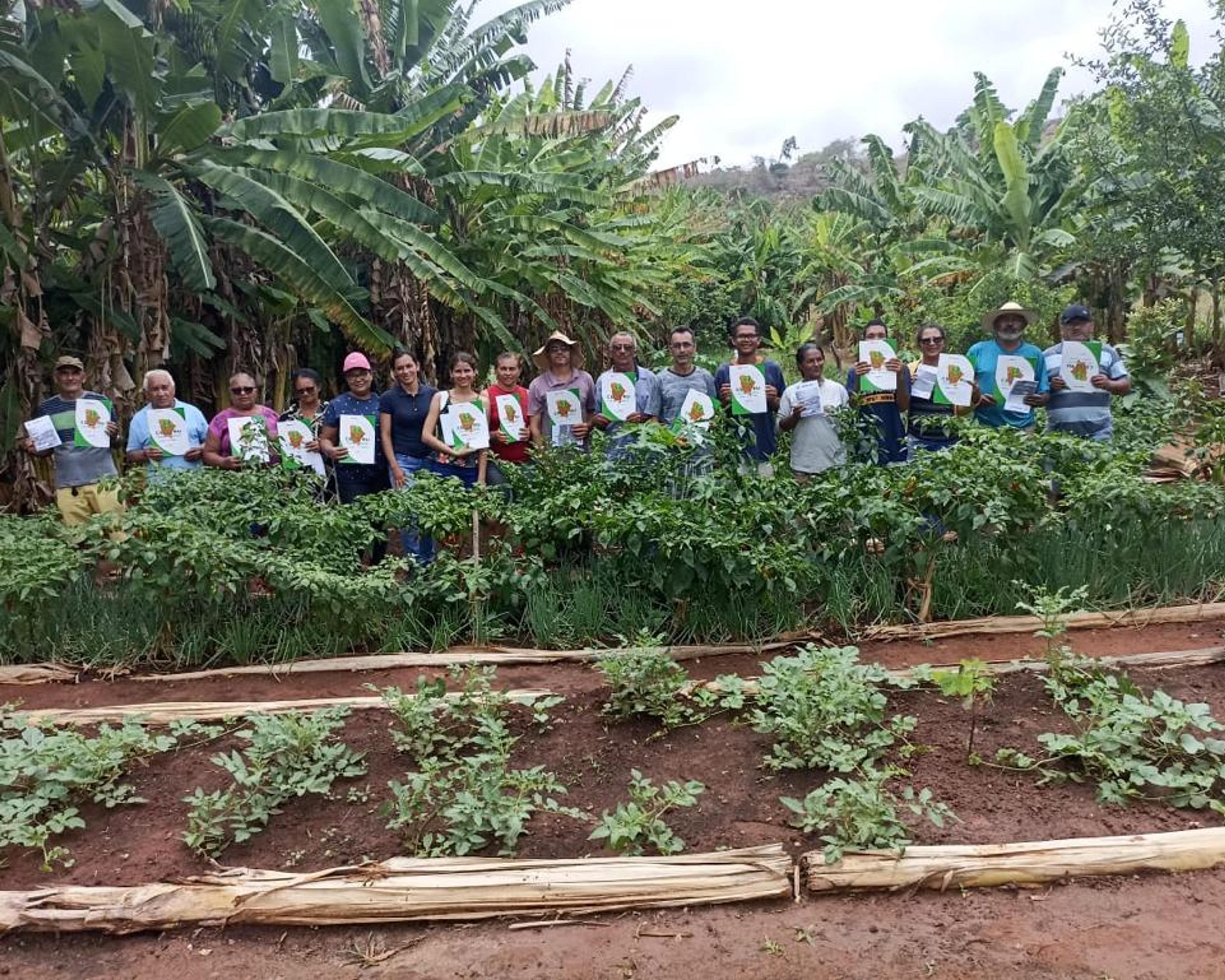 CEALTRU, ATRAVÉS DE SUA EQUIPE TÉCNICA, PROMOVE DIA DE CAMPO NO MUNICÍPIO DE ALTANEIRA, NA COMUNIDADE TABOQUINHA