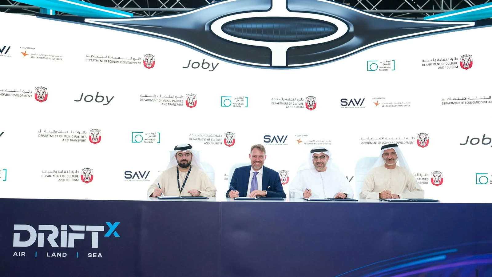 Joby Founder and CEO JoeBen Bevirt signed a multilateral agreement with three Abu Dhabi government departments to establish an electric air taxi ecosystem in the UAE. Joby Aviation photo