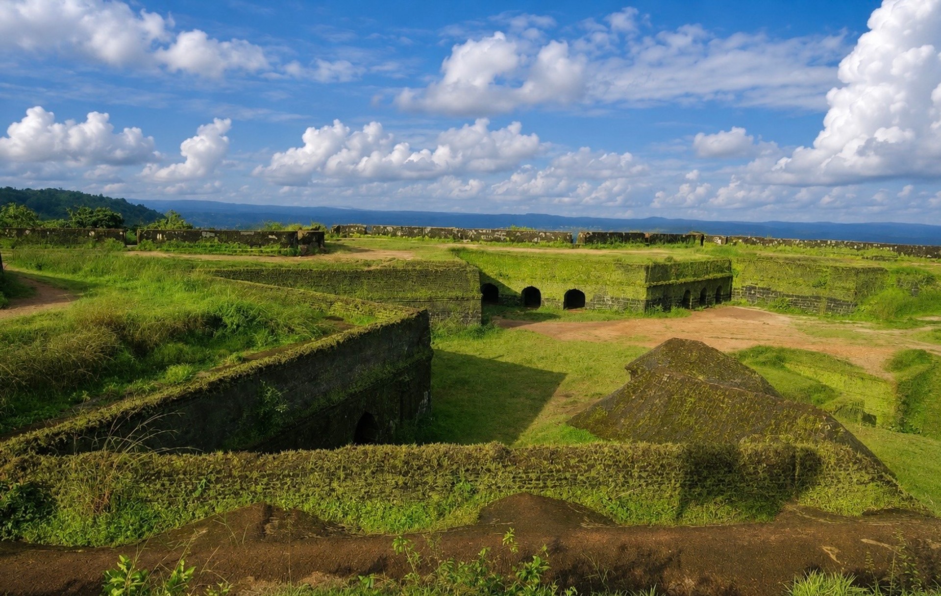Manjarabad Fort