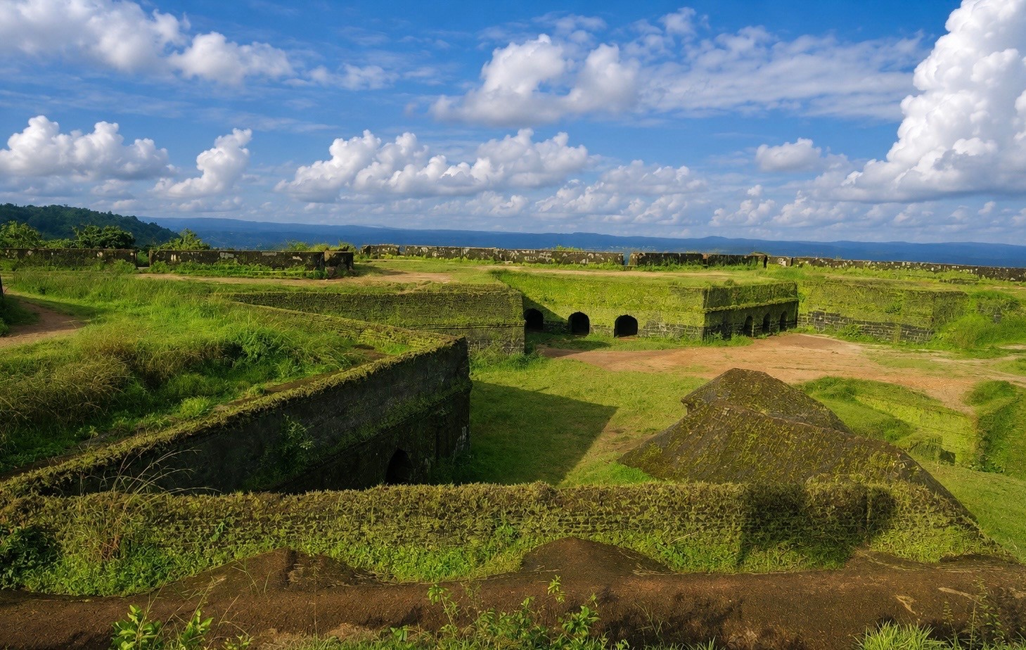 Manjarabad Fort