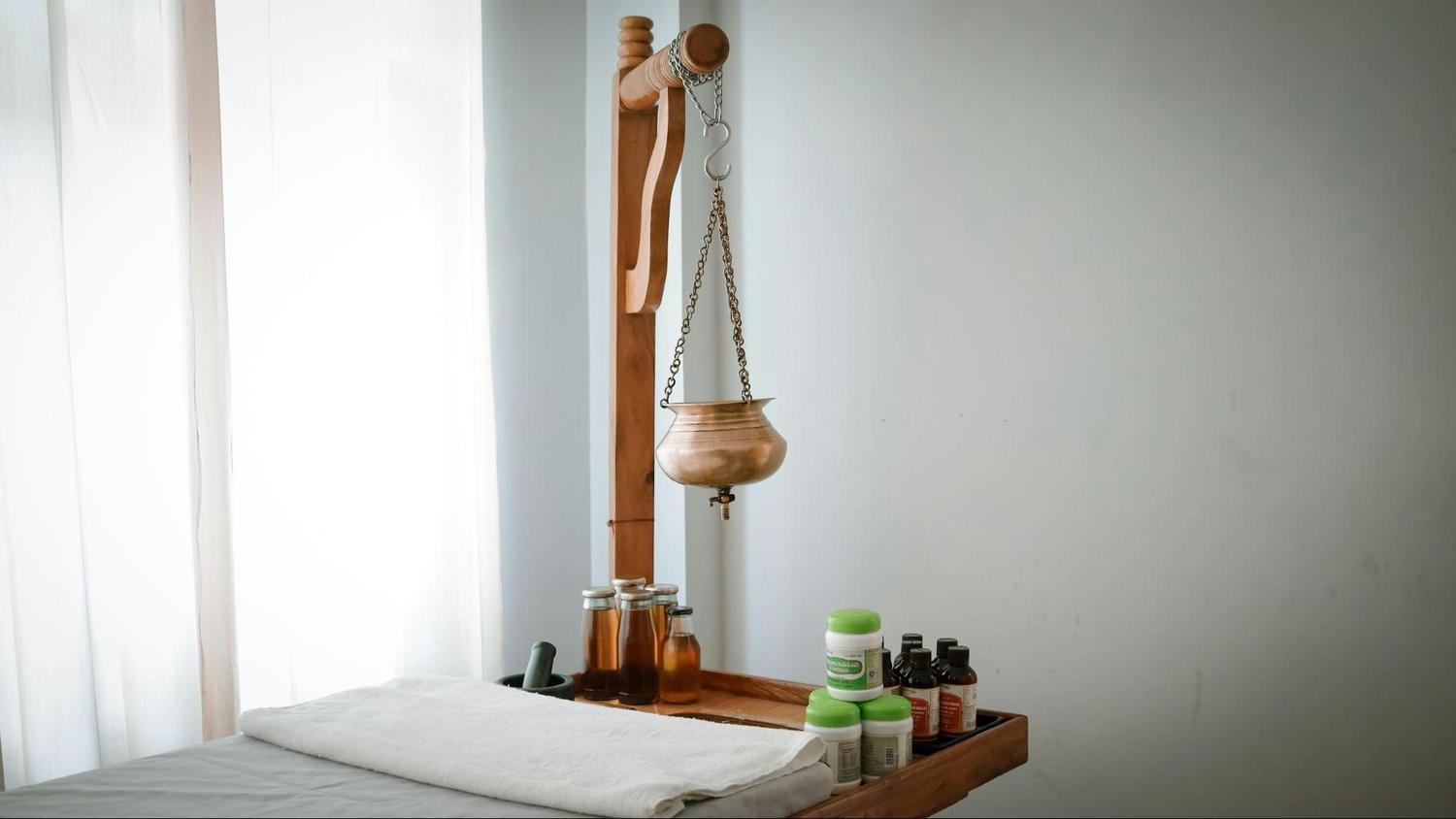 Shirodhara therapy oil