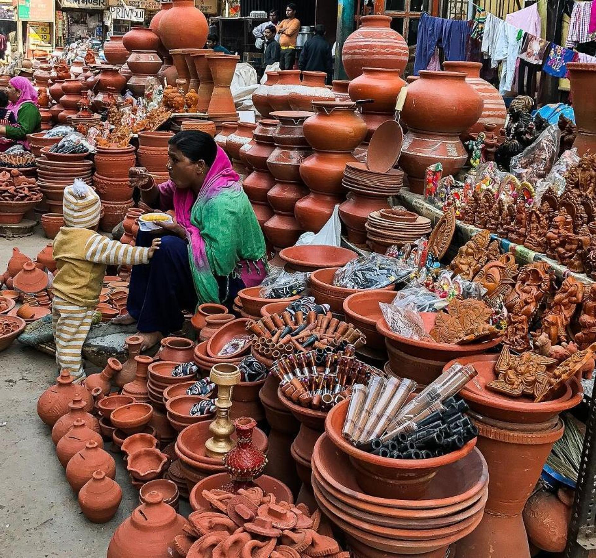 The handmade items sold on Indian streets