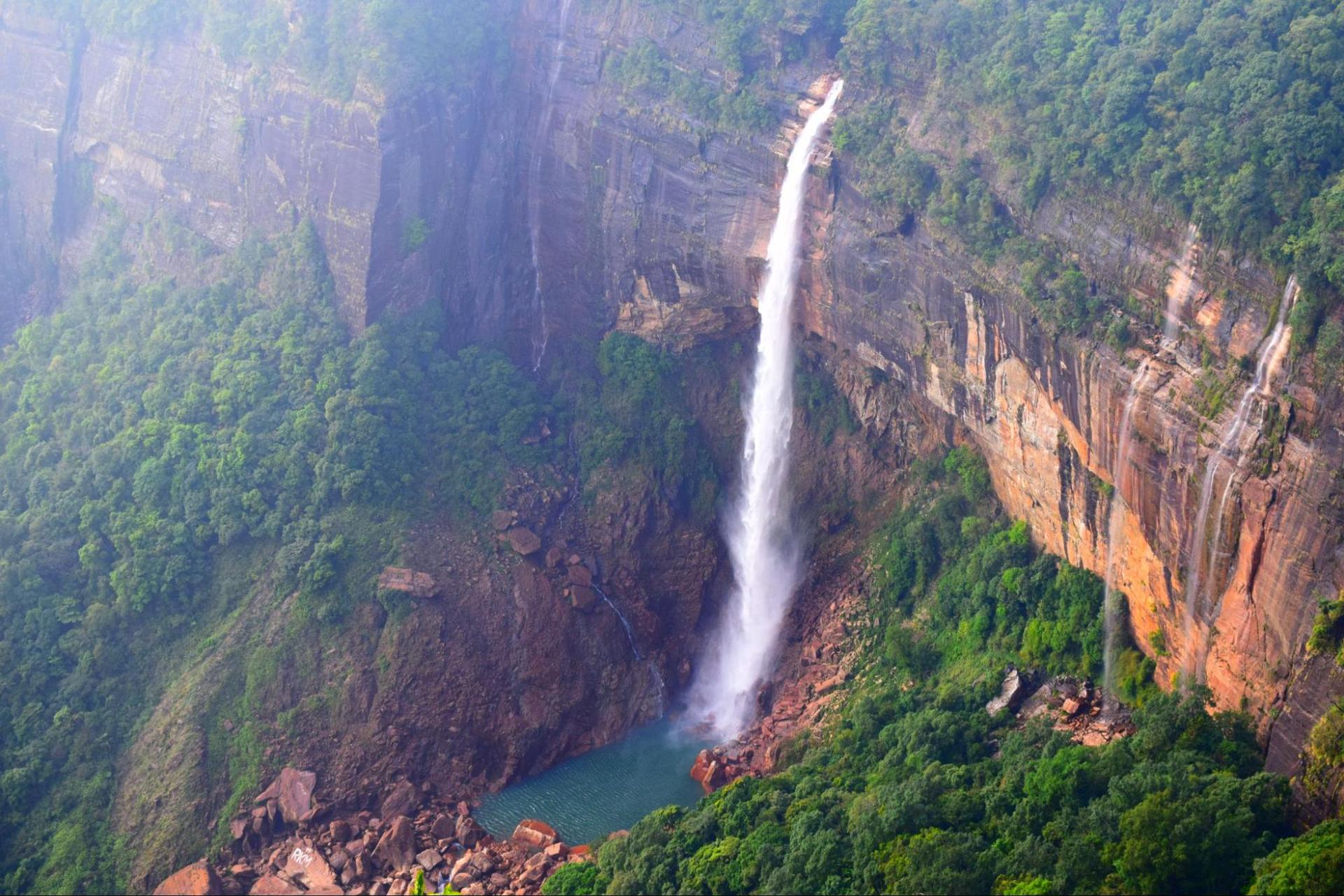 Nohkalikai Fall view during clear days