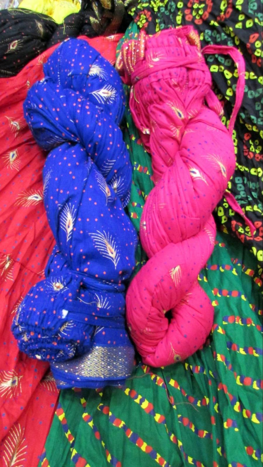 Bandhani work on cloth