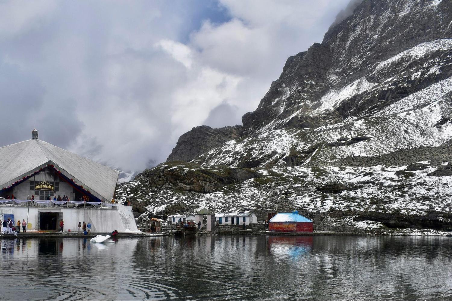 Gurudwara Shri Hemkund Sahib beside the Lokpal Lake