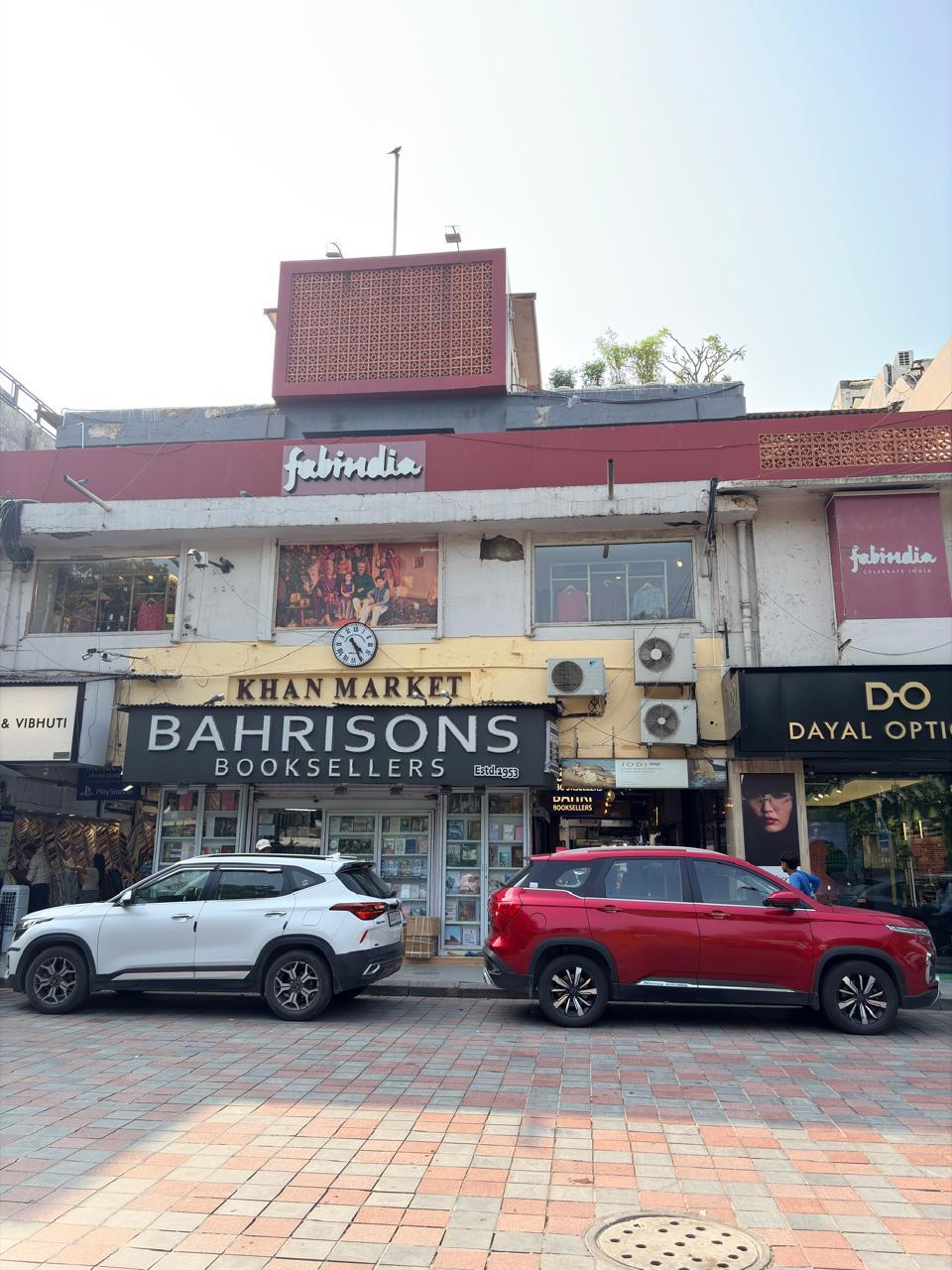 Khan Market front
