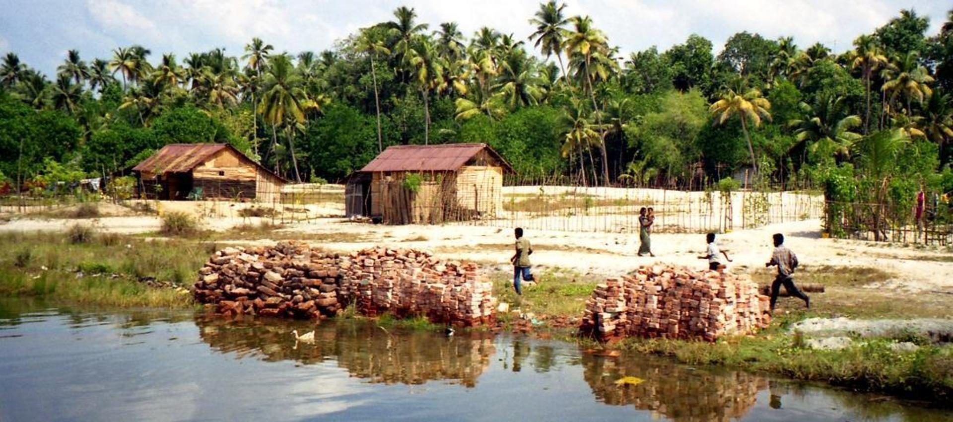 People of Kerala carrying on with their daily lives