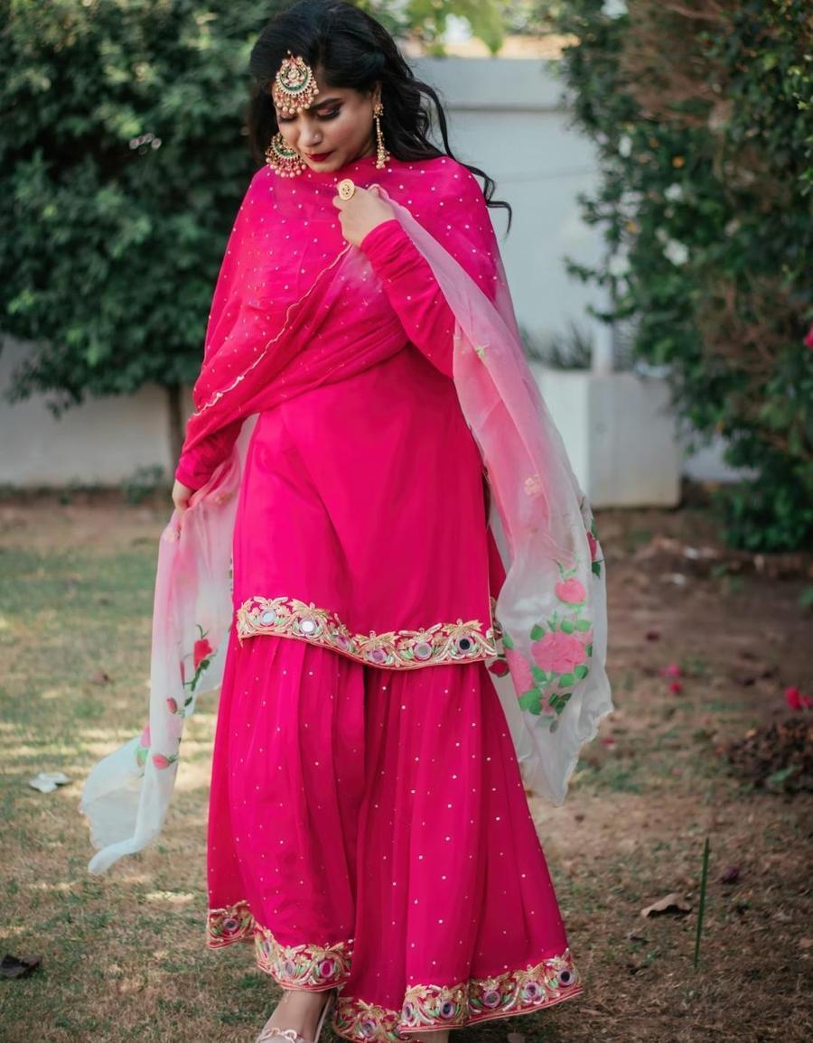 Salwar suit