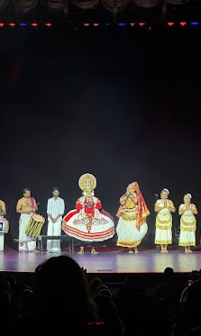 Thekkady traditional dancers
