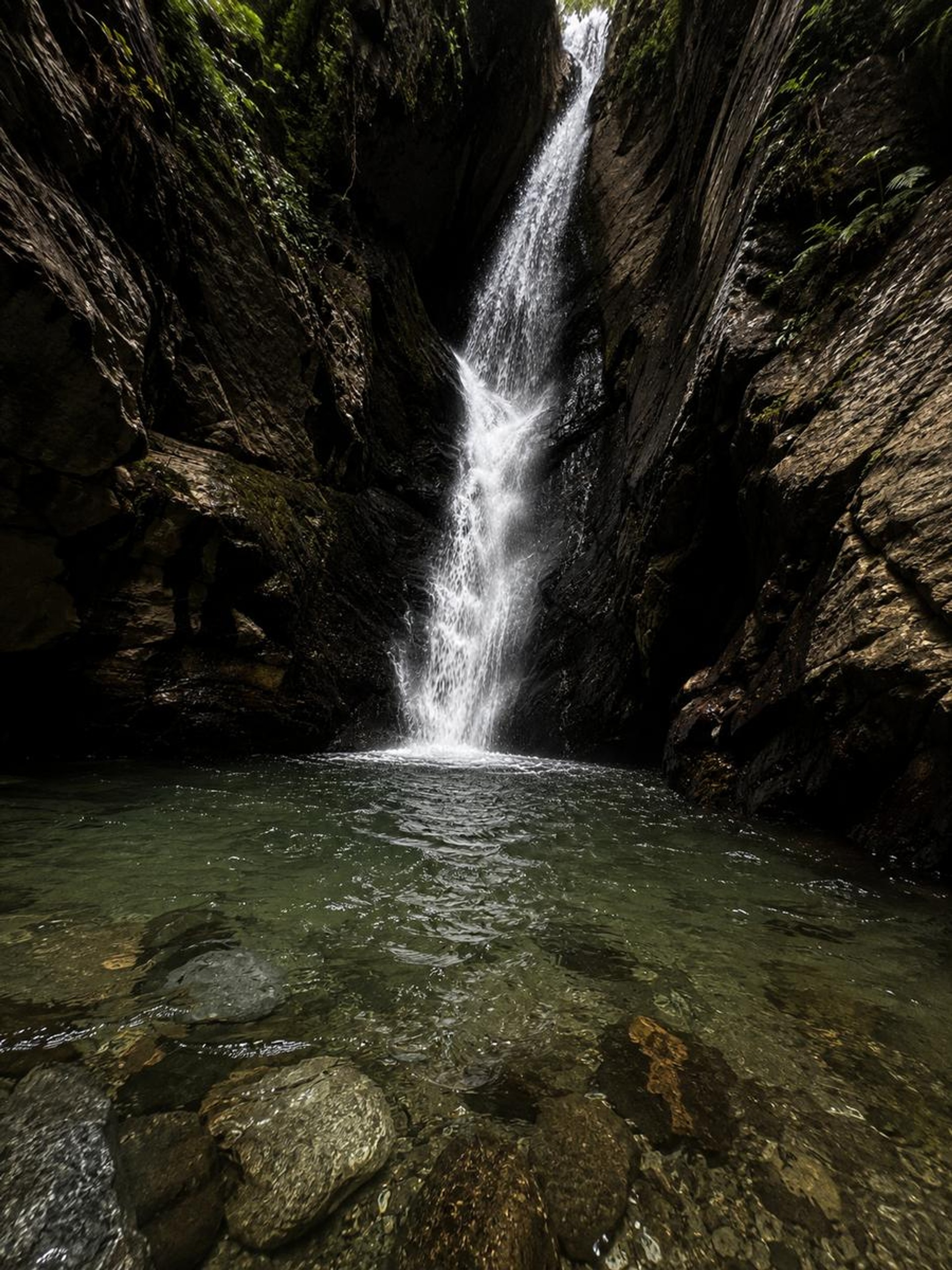 Bir waterfall spot