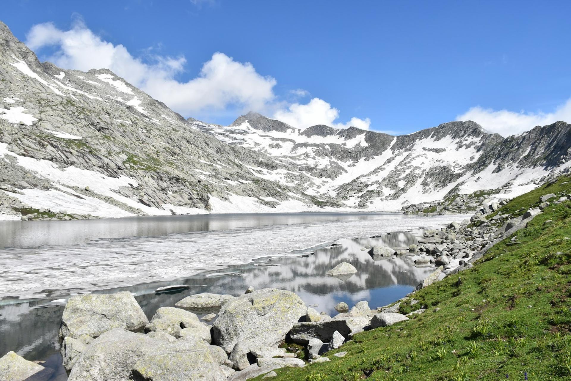 White snow covered mountain 
