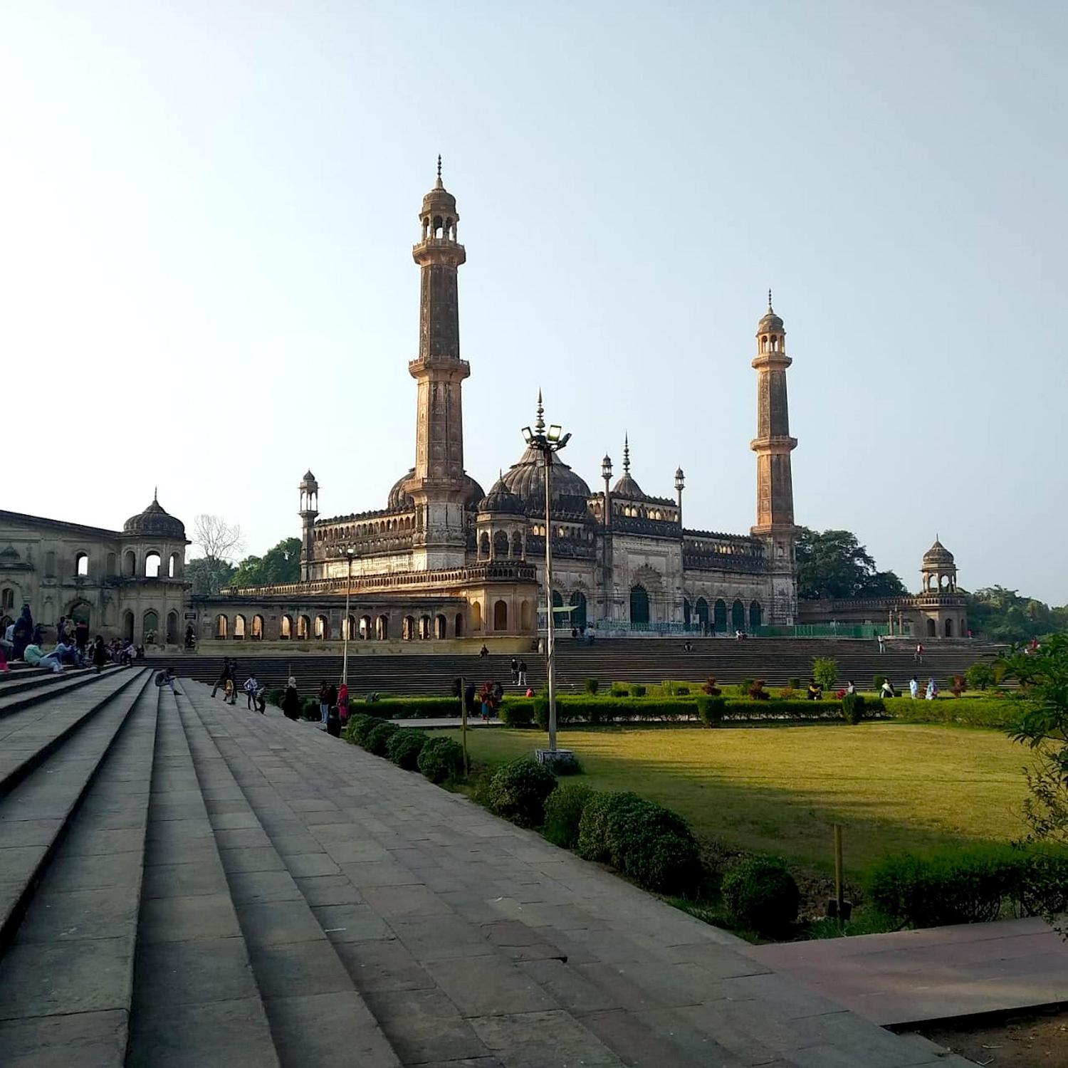 Asafi Masjid at Bada Imambada, named after Nawab of Awadh, Asaf-ud-Daula