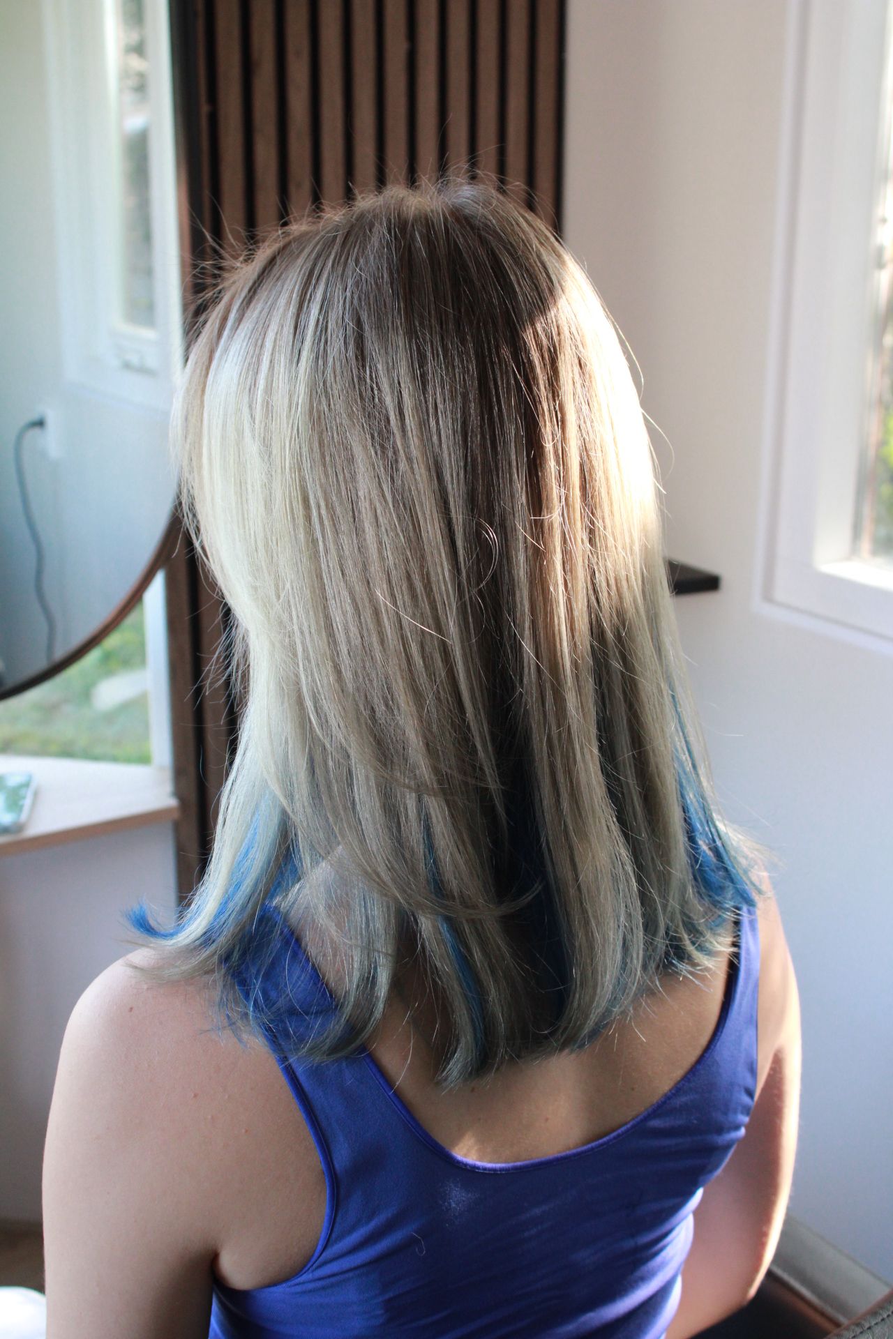 Peek a boo blue